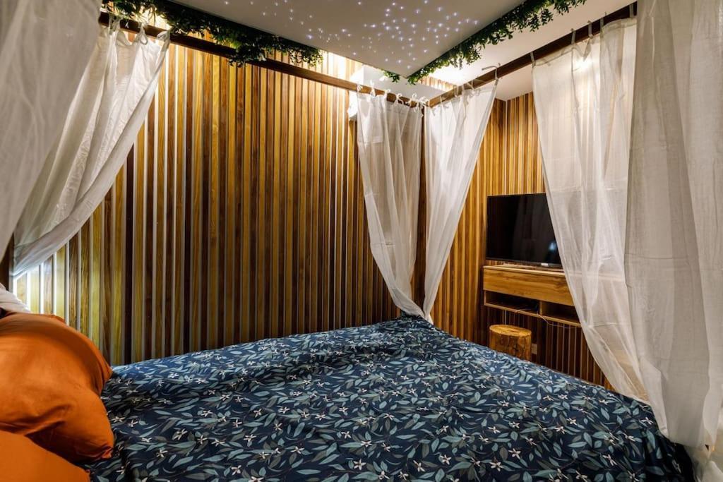 Proche Paris - Style Bali 350 M Gare Mantes Apartment Exterior foto